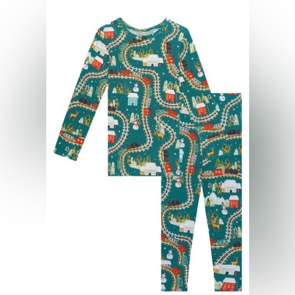 Posh Peanut Wyatt 🚂 🎄 pajamas 18/24 months - Picture 2 of 9